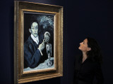Giovanna Bertazzoni Poses for Photographers in Front of 1903 Pablo Picasso's "The Absinthe Drinker" Photographic Print