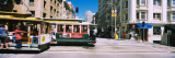 Two Cable Cars on a Road, Downtown, San Francisco, California, USA Lámina fotográfica por Panoramic Images Two Cable Cars on a Road, Downtown, San Francisco, California, USA Lámina fotográfica por Panoramic Images