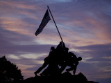 US Marine Corps Memorial is Silhouetted Against the Early Morning Sky in Arlington, Virginia Photographie