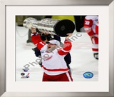 Dan Cleary with the Stanley Cup, Game 6 of the 2008 NHL Stanley Cup Finals; 34 Framed Photographic Print