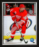 Nicklas Lidstrom Framed Photographic Print