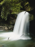 Dogslaughter Falls in Spring, Daniel Boone National Forest, Kentucky, USA Photographic Print by Alison Jones