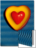 A Love Stone Heart with Blue Background Póster por A.K.A A Love Stone Heart with Blue Background Póster por A.K.A
