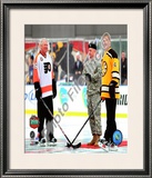 Bobby Orr & Bobby Clarke 2010 Winter Classic Framed Photographic Print