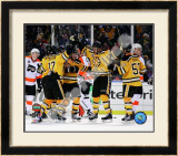 Johnny Boychuk, Mark Recchi, David Krejci,Patrice Bergeron, & Derek Morris Celebrate Recchi's Goal Framed Photographic Print