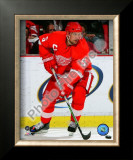 Nicklas Lidstrom Framed Photographic Print