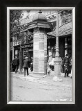 De Passy a Raspail en Metro, 1914 Prints by Mireille Havet
