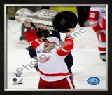 Dan Cleary with the Stanley Cup, Game 6 of the 2008 NHL Stanley Cup Finals; 34 Framed Photographic Print