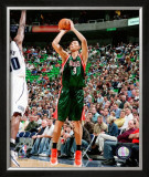 Yi Jianlian Framed Photographic Print