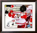 Henrik Zetterberg with the Stanley Cup Game 6 of the 2008 NHL Stanley Cup Finals; 27 Framed Photographic Print