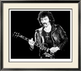 Tony Iommi Lámina enmarcada de edición limitada por Mike Ruiz Tony Iommi Lámina enmarcada de edición limitada por Mike Ruiz
