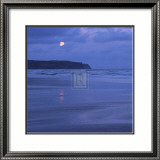 Moon and Beach Affiche par Jo Crowther
