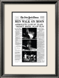 New York Times, July 21, 1969: Men Walk on Moon Framed Giclee Print