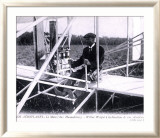 Orville Wright Biplane Lámina giclée enmarcada Orville Wright Biplane Lámina giclée enmarcada