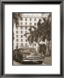 Black Car and Palm Trees Affiches par Nelson Figueredo