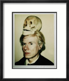 Self-Portrait with Skull, c.1977 Láminas por Andy Warhol Self-Portrait with Skull, c.1977 Láminas por Andy Warhol