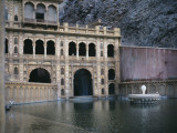 Monkey Temple, Near Jaipur, India Fotografie-Druck von Ami Vitale