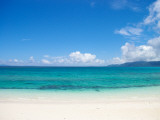 Clear Blue Tropical Waters of Okinawa Photographie par Ippei Naoi