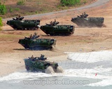 Assault Amphibious Vehicles (AAV) United States Marine Corps - Photo Assault Amphibious Vehicles (AAV) United States Marine Corps - Photo