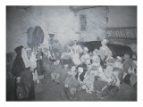 [Le groupe folklorique de Lagny-sur-Marne, "La Brie", en costume traditionnel Giclee Print