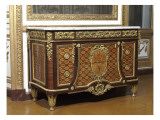 Commode  (placée dans le Cabinet intérieur de la Reine (cabinet doré) Giclee Print by Jean-Henri Riesener