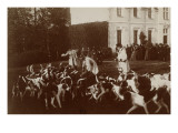 Photo Album: Hunting with Hounds in 1900 Beautertre Giclee Print