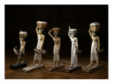 Défilé de statues de porteuses d'offrandes Lámina giclée
