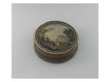 Boîte ronde en écaille, scène de danse sur le couvercle Giclee Print
