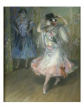 Deux danseuses espagnoles, dont l'une retient les bords de son sombrero Giclee Print by Juan Roig y Soler