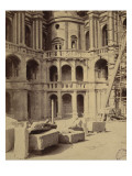 Tourelle de l'angle nord-est de la cour du château de Saint-Germain-en-Laye reproduction procédé giclée par Charles Marville