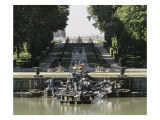 Vue du parc, bassin de Neptune, groupe central mur nord : le triomphe de Neptune et d'Amphitrite Lámina giclée por l'Aîné Adam Vue du parc, bassin de Neptune, groupe central mur nord : le triomphe de Neptune et d'Amphitrite Lámina giclée por l'Aîné Adam
