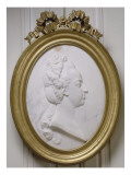 Médaillon de Marie-Antoinette, reine de France (1755-1793)- en 1774 dans un cadre en bois sculpté reproduction procédé giclée