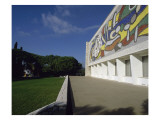 Vue de la façade sud du musée national Fernand Léger Giclee Print