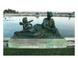 Vue du parc : parterre d'eau, bassin du midi, margelle sud : nymphe allongée sur un rocher, reproduction procédé giclée par Hongre Etienne Le
