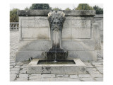 Versailles extérieurs: fontaine de la cour d'honneur: extrémité de la rampe Reproduction procédé giclée par Noël V Jouvenet