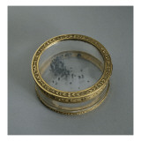 Bonbonnière contenant des grains de réglisse, utilisée par Napoléon pendant Reproduction procédé giclée