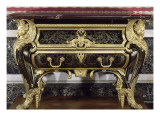 Commode forme tombeau dite Commode forme tombeau dite