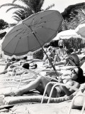 Sunbathing in the "60S Photographie