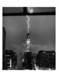 Lightning Striking the Empire State Building, New York City, July 9, 1945 Wydruk giclee Lightning Striking the Empire State Building, New York City, July 9, 1945 Wydruk giclee