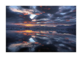 Icelandic Sunset Lámina giclée por Maciej Duczynski Icelandic Sunset Lámina giclée por Maciej Duczynski