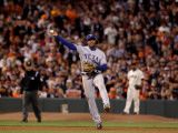 Texas Rangers v San Francisco Giants, Game 1: Elvis Andrus Photographie par Jed Jacobsohn