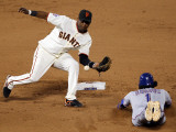 Texas Rangers v San Francisco Giants, Game 2: Elvis Andrus Photographic Print by Jed Jacobsohn