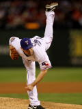 Texas Rangers v. San Francisco Giants, Game 5:  Cliff Lee Photographic Print by Doug Pensinger