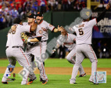 Pablo Sandoval, Freddy Sanchez, Cody Ross, Edgar Renteria, & Juan Uribe Celebrate Game Five of the  Fotografía