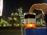 Crude Oil Forced Through a Filter Turns to Diesel Fuel Photographie par Mark Thiessen