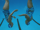 Elderly Members of a Synchronized Swimming Team Practice in a Pool Photographie par Karen Kasmauski