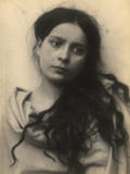 Portrait of a Sicilian Girl Fotografie-Druck von Baron Von Gloeden