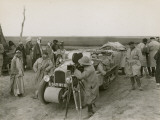 Citroen-Haardt Expedition Filming in Iraq Photographie par Maynard Owen Williams