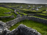 A Pastoral Landscape with Stone Fences and Cottages Photographie par Jim Richardson