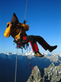 Photographer Bill Hatcher Shoots the Ascent of Trango Tower Photographie par Bobby Model